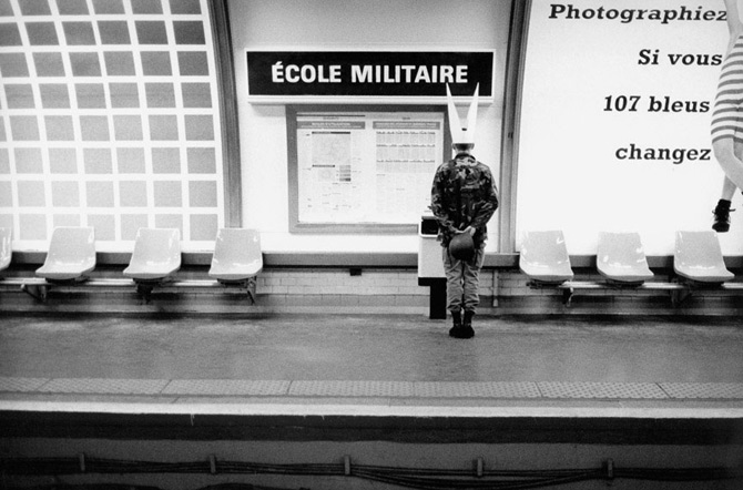 Metropolisson-Janol-Apin-Metro-Ecole-Militaire