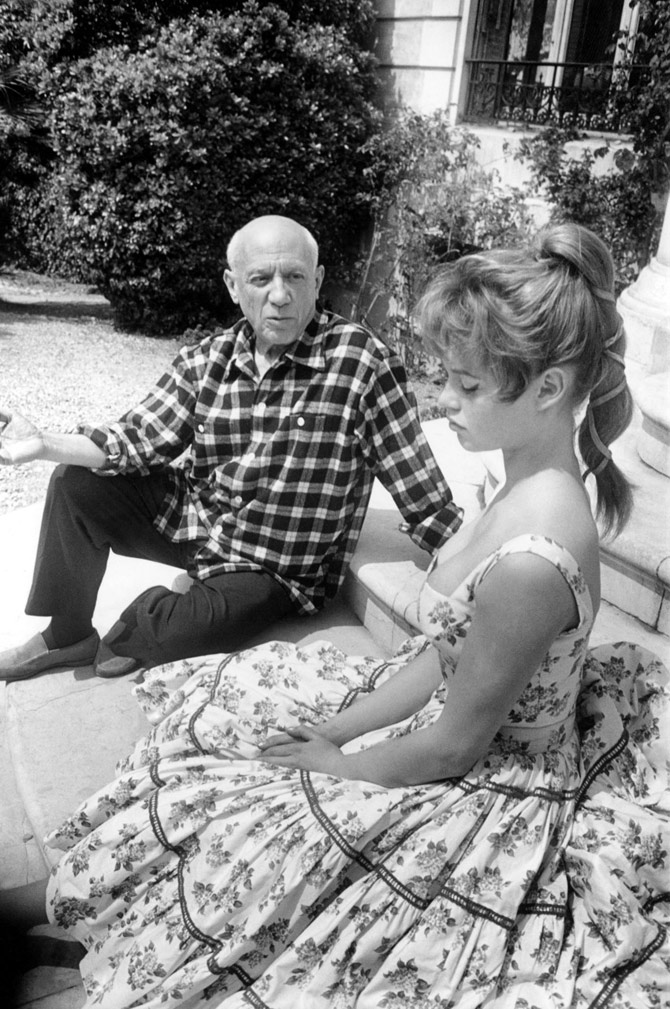 brigitte-bardot-visits-picasso-01